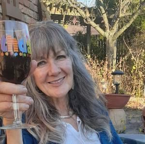 Meet your Posher, Sherry